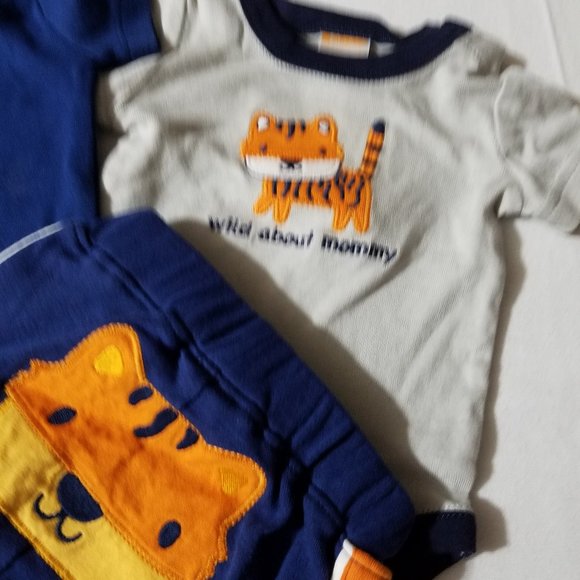 Gymboree Little Roar NWT Newborn Bodysuits, Pants & Bib. Gray is Outlet - Picture 3 of 4